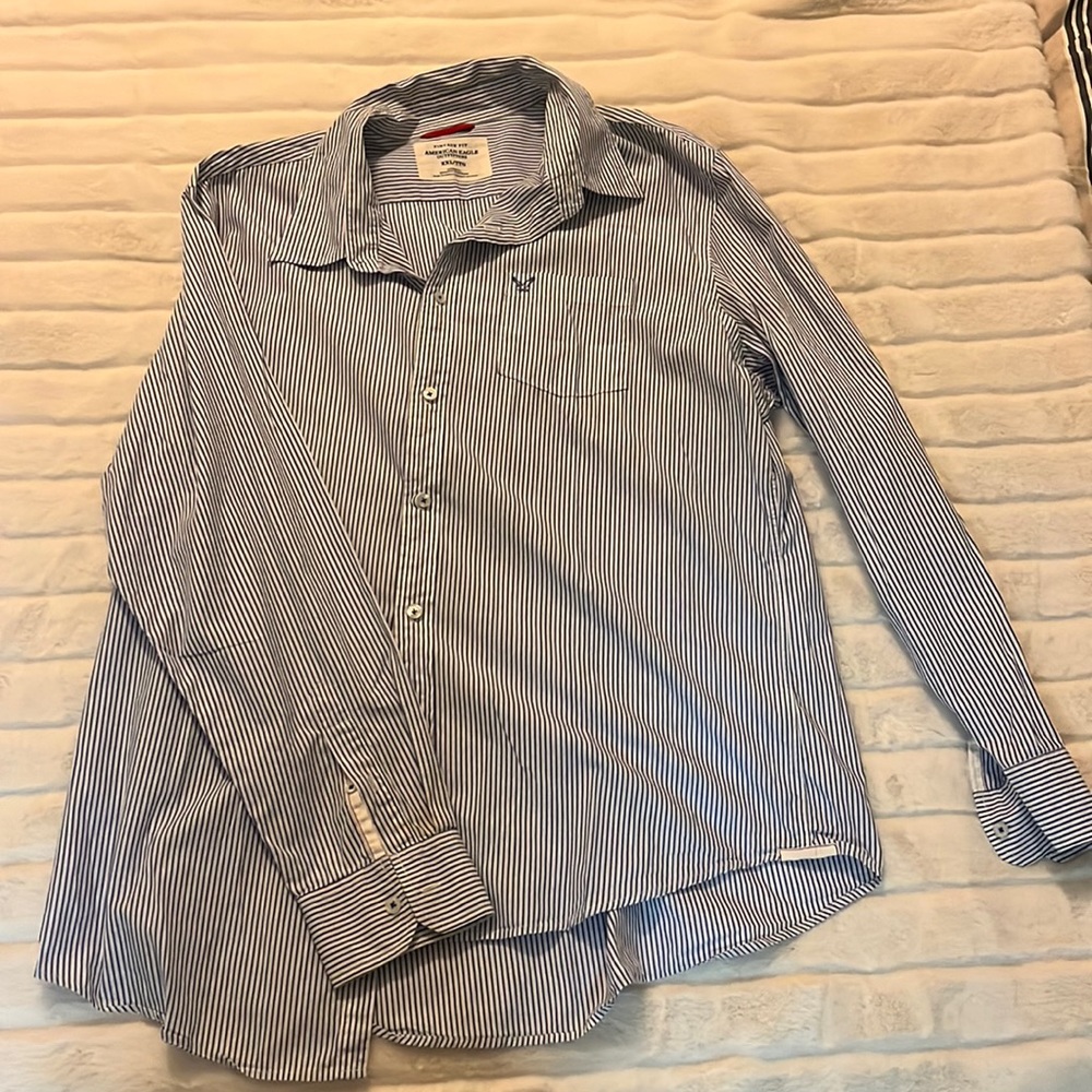 American Eagle Mens Button Up Shirt Striped
